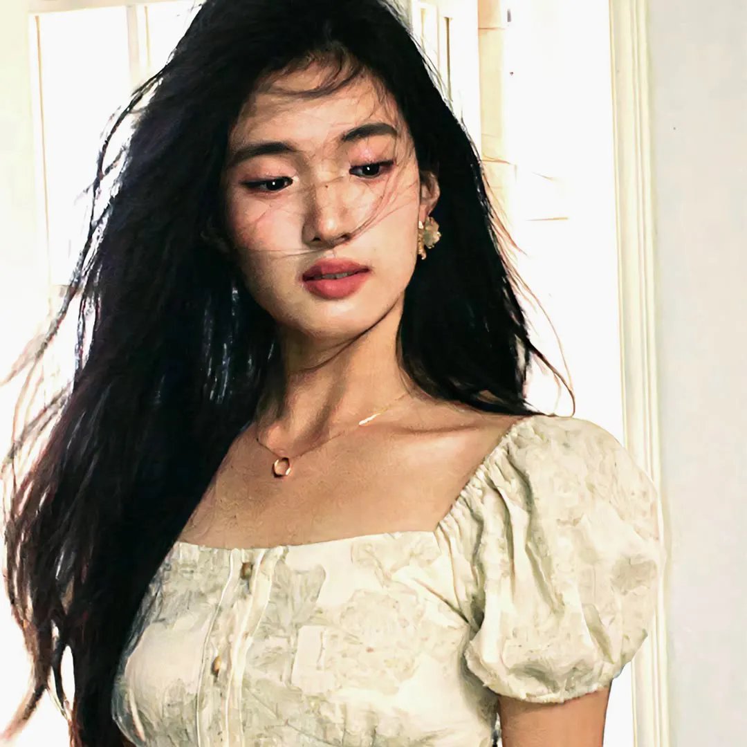 窥探海报