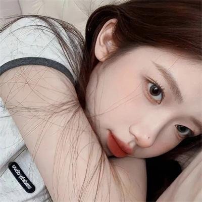 鬼阿姨之爱莉与艾比海报
